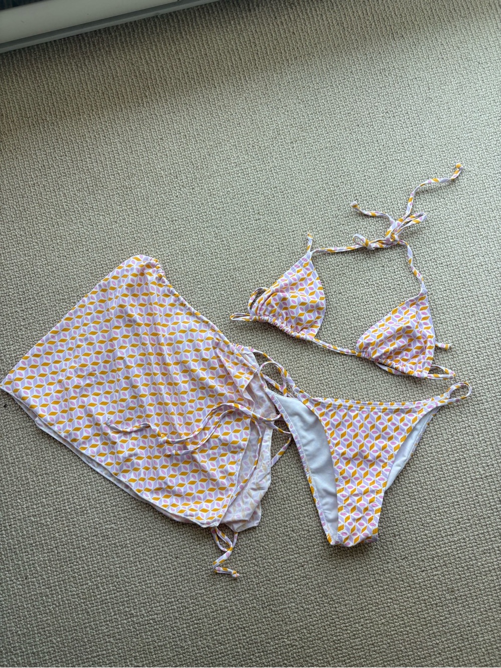 Two 3-piece bikini sets - Picture 3 of 5